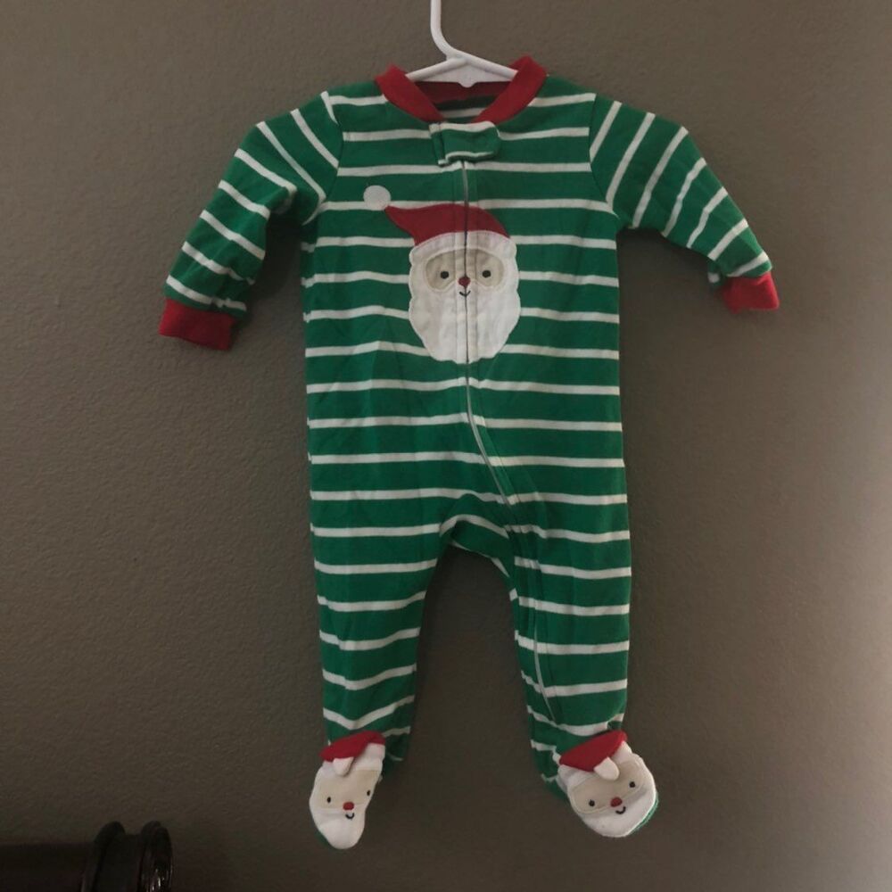 Santa Pajamas 0-3 months Carters Sleeper